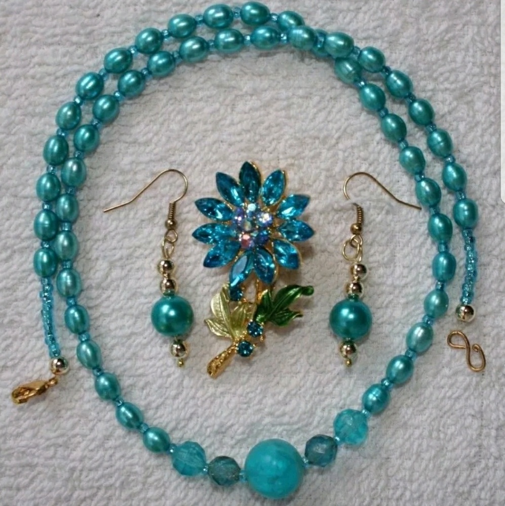 Gorgeous Vintage Set